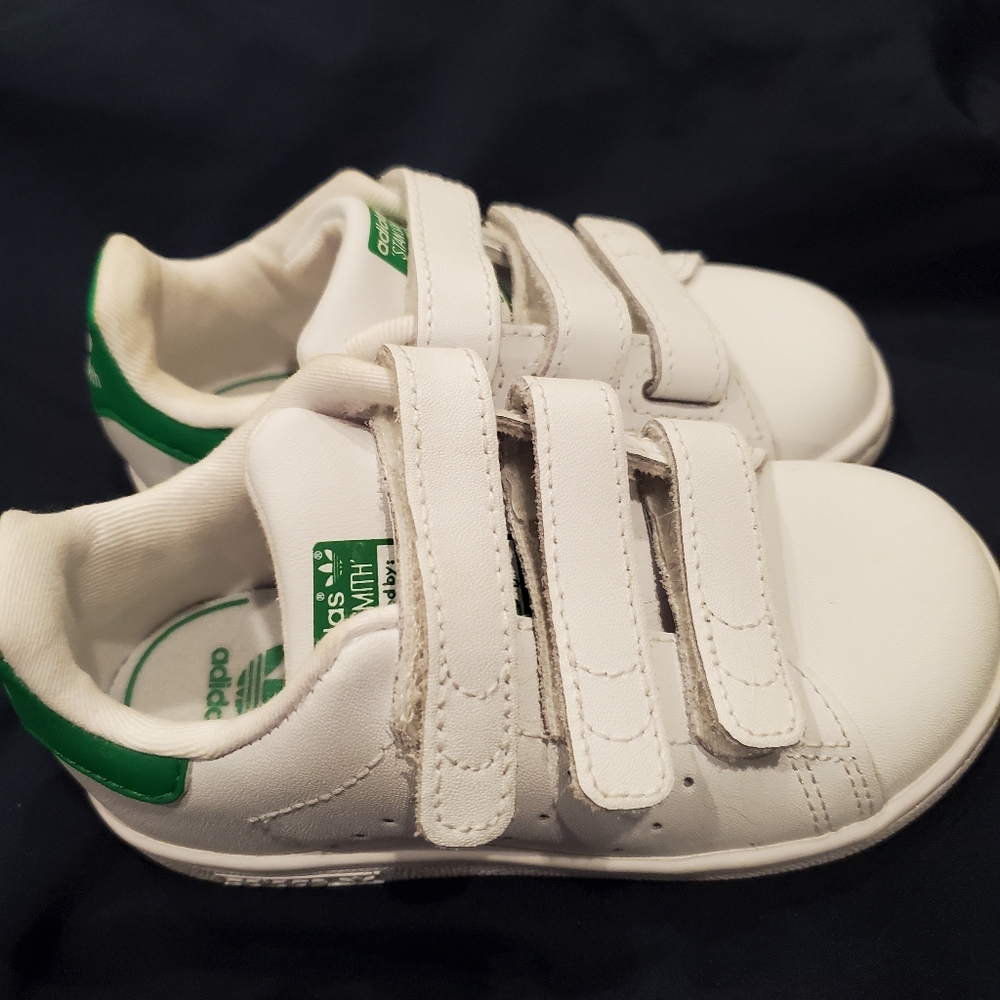 Adidas Stan Smith shoes